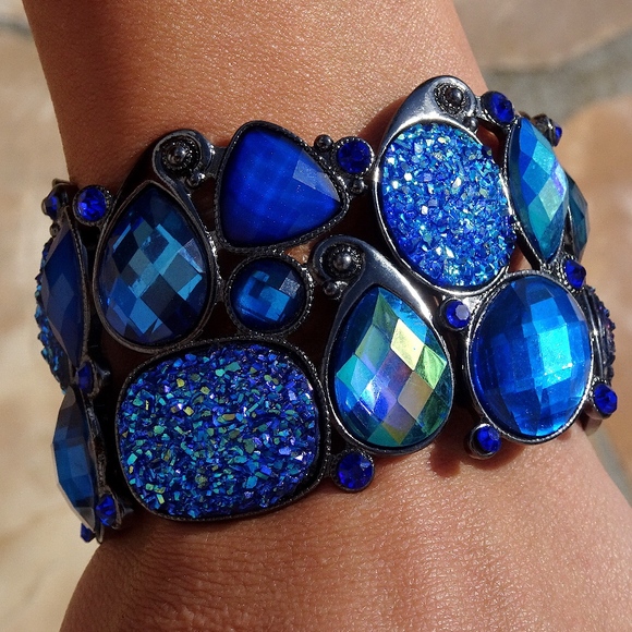 Iridescent Blue Jewel Druzy Big Stretch Bangle Statement Bracelet - Picture 1 of 5
